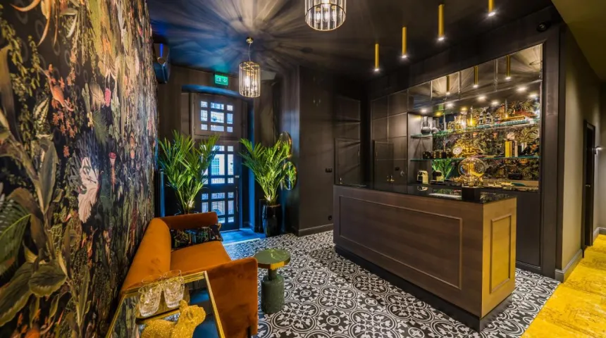 Leo Boutique Rooms Apartman hőközponti rekonstrukció